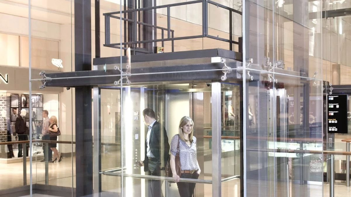 Conheça os principais componentes do elevador